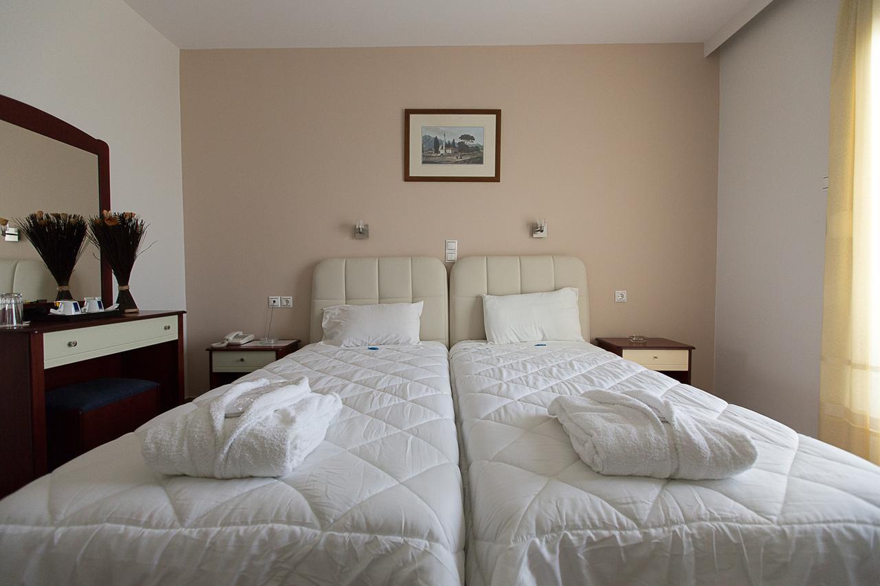 Flisvos Rooms Livanátesz Kültér fotó