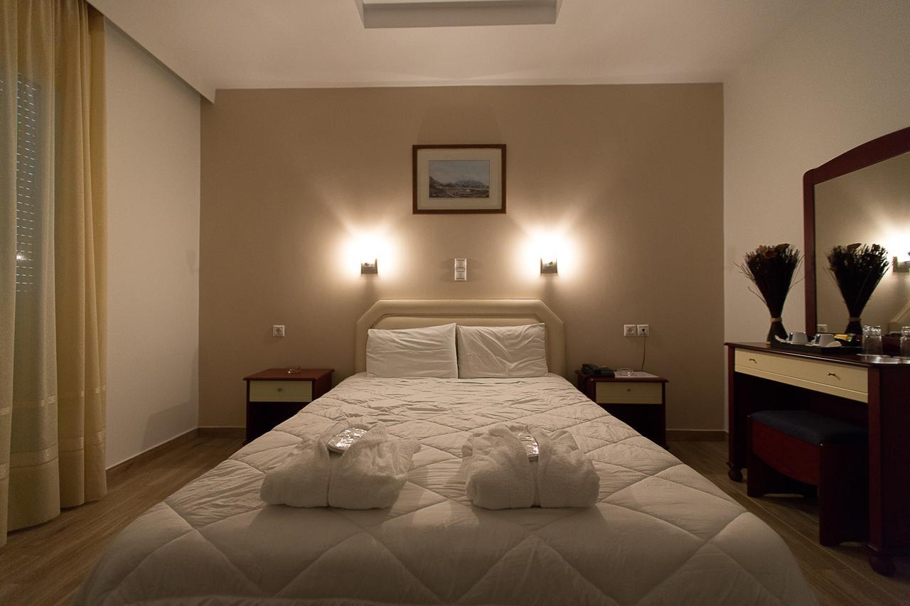 Flisvos Rooms Livanátesz Kültér fotó